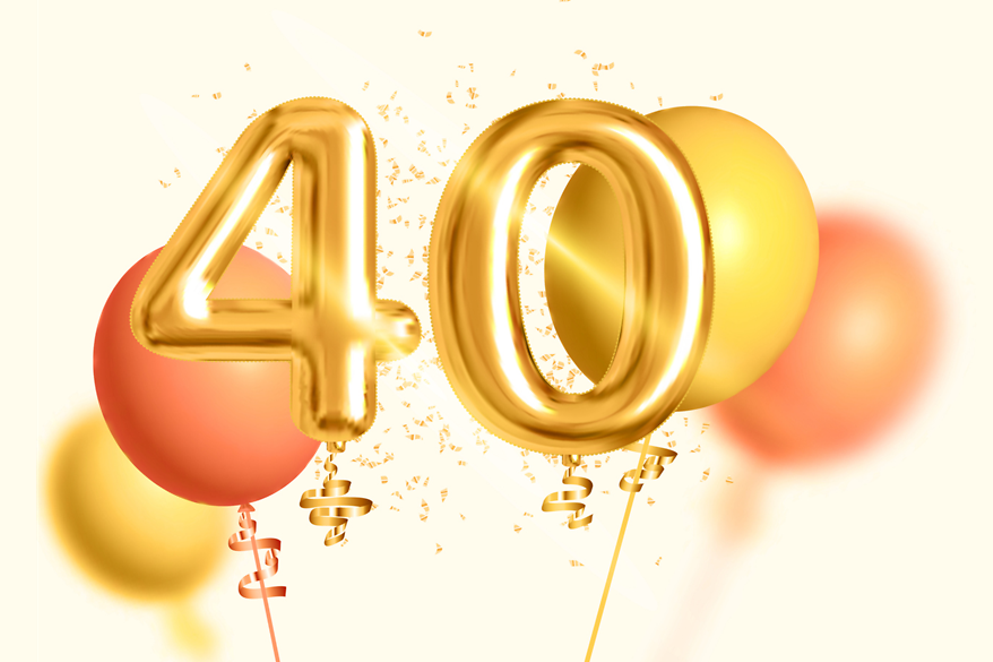Das Bild zeigt Luftballons in Form von der Zahl 40